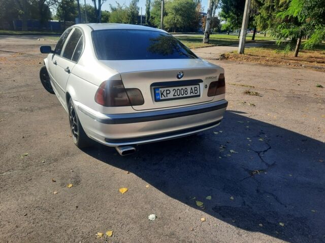 Серый БМВ 3 Серия, объемом двигателя 2 л и пробегом 357 тыс. км за 4290 $, фото 3 на Automoto.ua