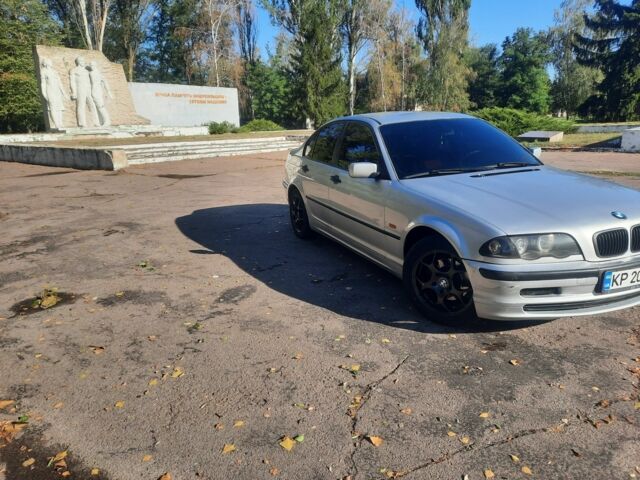 Серый БМВ 3 Серия, объемом двигателя 2 л и пробегом 357 тыс. км за 4290 $, фото 1 на Automoto.ua