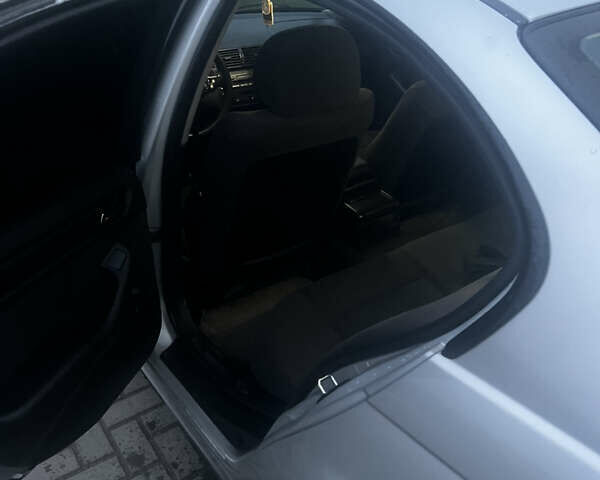 Серый БМВ 3 Серия, объемом двигателя 1.95 л и пробегом 347 тыс. км за 3999 $, фото 6 на Automoto.ua