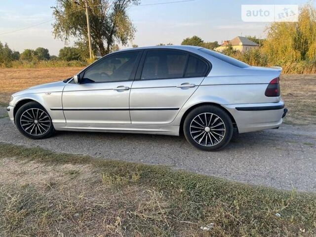 Серый БМВ 3 Серия, объемом двигателя 2 л и пробегом 333 тыс. км за 3499 $, фото 1 на Automoto.ua