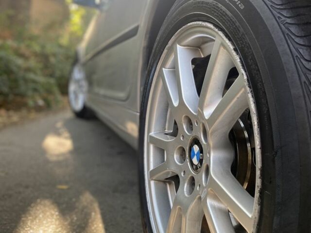 Сірий БМВ 3 Серія, об'ємом двигуна 2.8 л та пробігом 300 тис. км за 3900 $, фото 3 на Automoto.ua