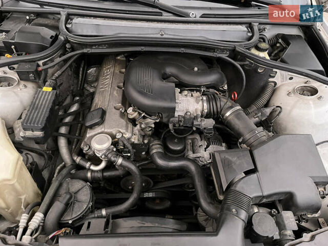 Серый БМВ 3 Серия, объемом двигателя 1.9 л и пробегом 220 тыс. км за 3700 $, фото 6 на Automoto.ua