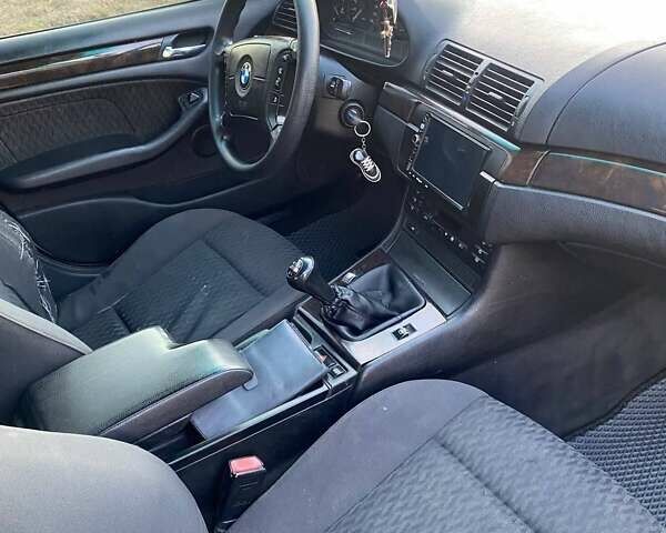 Серый БМВ 3 Серия, объемом двигателя 2 л и пробегом 333 тыс. км за 3499 $, фото 9 на Automoto.ua