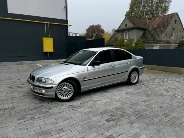 Серый БМВ 3 Серия, объемом двигателя 2 л и пробегом 300 тыс. км за 3300 $, фото 4 на Automoto.ua