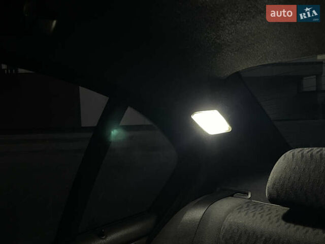 Серый БМВ 3 Серия, объемом двигателя 2 л и пробегом 409 тыс. км за 5600 $, фото 32 на Automoto.ua