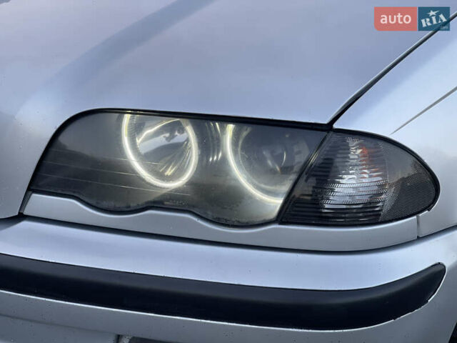 Серый БМВ 3 Серия, объемом двигателя 2.8 л и пробегом 291 тыс. км за 5200 $, фото 10 на Automoto.ua