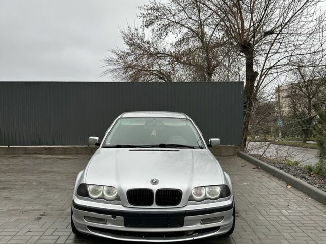 Серый БМВ 3 Серия, объемом двигателя 2 л и пробегом 383 тыс. км за 3400 $, фото 4 на Automoto.ua