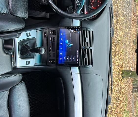 Серый БМВ 3 Серия, объемом двигателя 1.9 л и пробегом 350 тыс. км за 2800 $, фото 6 на Automoto.ua