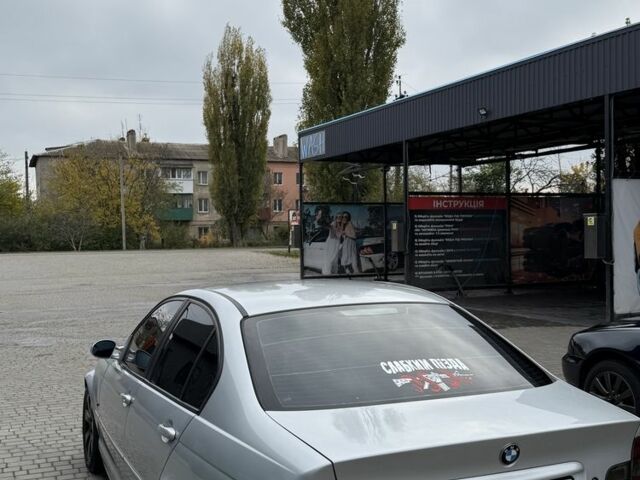 Серый БМВ 3 Серия, объемом двигателя 1.9 л и пробегом 246 тыс. км за 3500 $, фото 4 на Automoto.ua