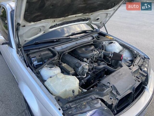 Серый БМВ 3 Серия, объемом двигателя 1.9 л и пробегом 320 тыс. км за 4500 $, фото 8 на Automoto.ua