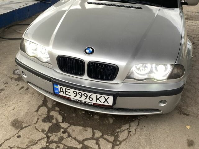 Сірий БМВ 3 Серія, об'ємом двигуна 2 л та пробігом 412 тис. км за 4200 $, фото 1 на Automoto.ua