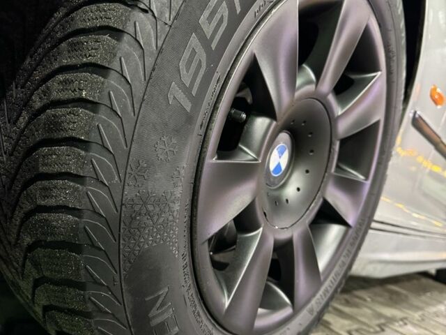 Серый БМВ 3 Серия, объемом двигателя 2.8 л и пробегом 222 тыс. км за 4700 $, фото 10 на Automoto.ua