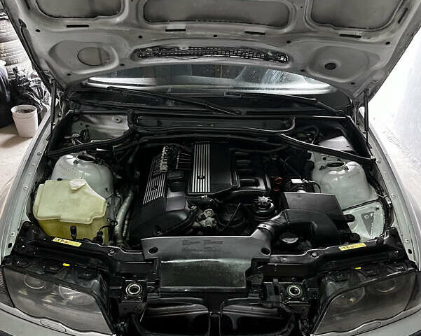 Серый БМВ 3 Серия, объемом двигателя 2 л и пробегом 384 тыс. км за 4100 $, фото 2 на Automoto.ua