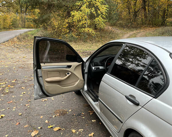 Серый БМВ 3 Серия, объемом двигателя 1.95 л и пробегом 300 тыс. км за 4750 $, фото 5 на Automoto.ua