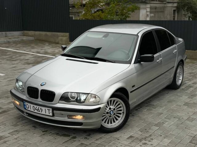 Серый БМВ 3 Серия, объемом двигателя 2 л и пробегом 300 тыс. км за 3300 $, фото 2 на Automoto.ua