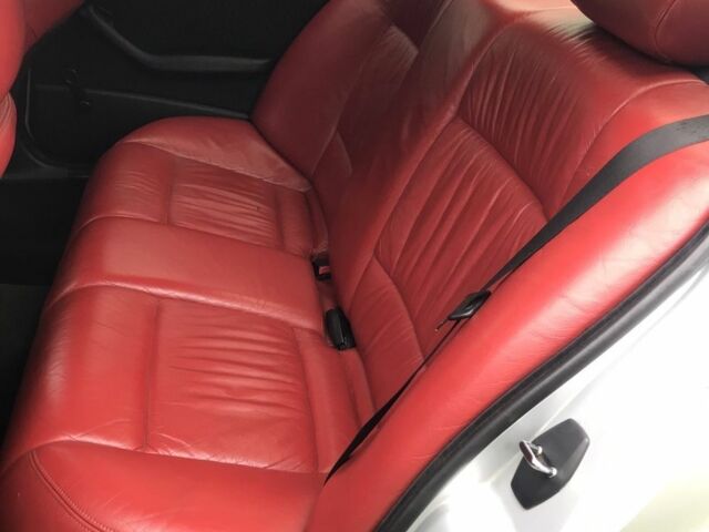 Серый БМВ 3 Серия, объемом двигателя 1.9 л и пробегом 323 тыс. км за 4000 $, фото 11 на Automoto.ua