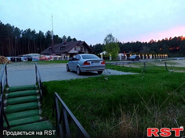 Серый БМВ 3 Серия, объемом двигателя 2 л и пробегом 450 тыс. км за 3300 $, фото 3 на Automoto.ua