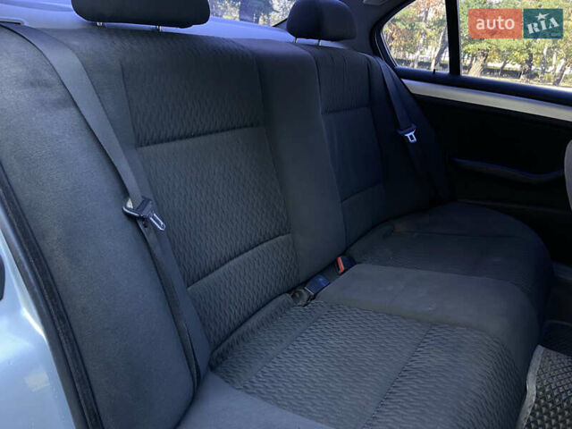 Сірий БМВ 3 Серія, об'ємом двигуна 1.9 л та пробігом 367 тис. км за 4099 $, фото 10 на Automoto.ua