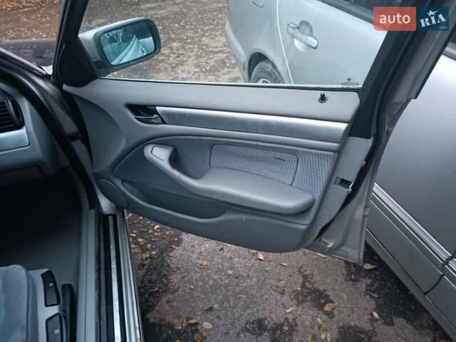 Сірий БМВ 3 Серія, об'ємом двигуна 2.5 л та пробігом 250 тис. км за 3000 $, фото 12 на Automoto.ua