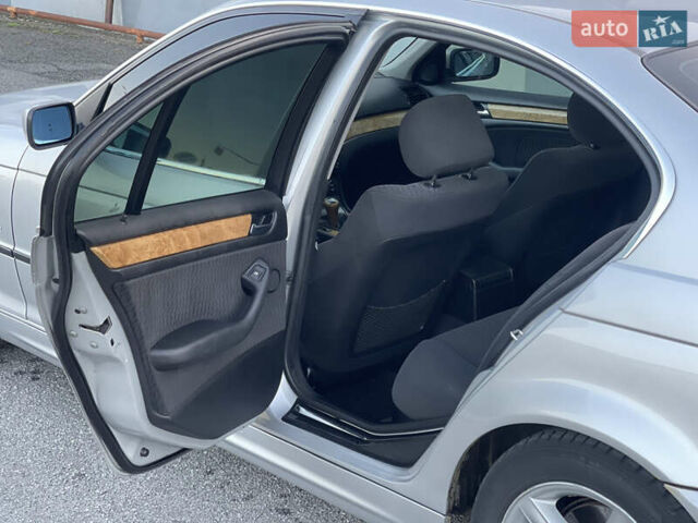 Серый БМВ 3 Серия, объемом двигателя 2.8 л и пробегом 291 тыс. км за 5200 $, фото 15 на Automoto.ua