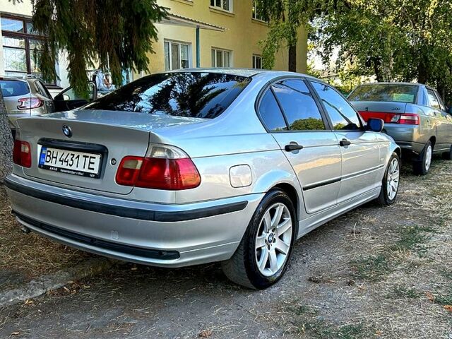 Серый БМВ 3 Серия, объемом двигателя 1.9 л и пробегом 999 тыс. км за 3750 $, фото 2 на Automoto.ua