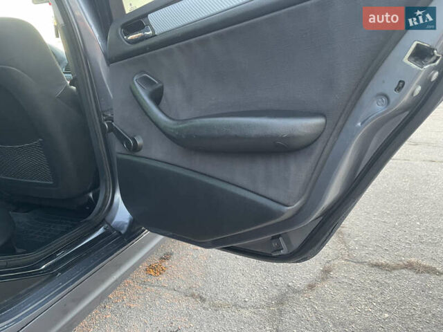 Сірий БМВ 3 Серія, об'ємом двигуна 2.49 л та пробігом 308 тис. км за 4999 $, фото 14 на Automoto.ua