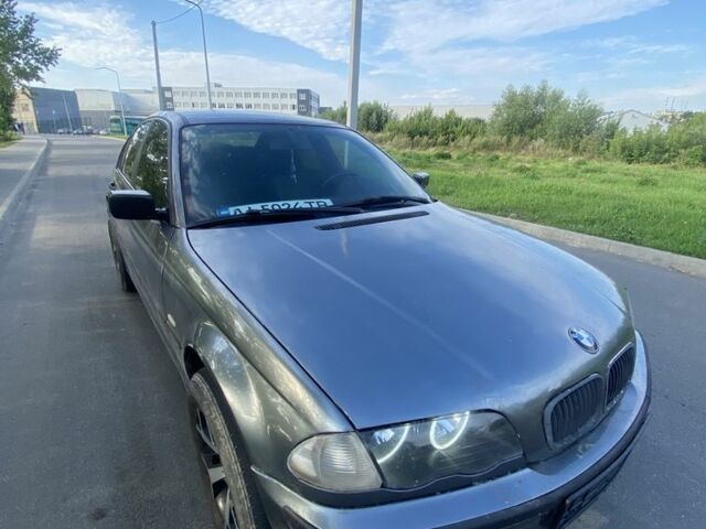 Серый БМВ 3 Серия, объемом двигателя 2 л и пробегом 330 тыс. км за 3300 $, фото 7 на Automoto.ua