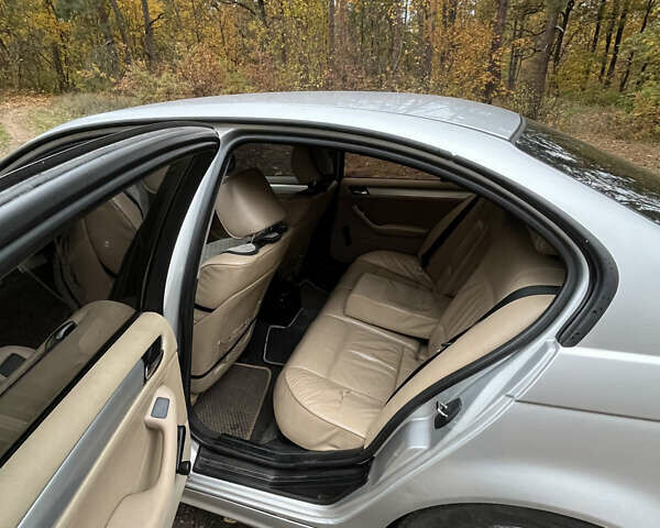 Серый БМВ 3 Серия, объемом двигателя 1.95 л и пробегом 300 тыс. км за 4750 $, фото 7 на Automoto.ua