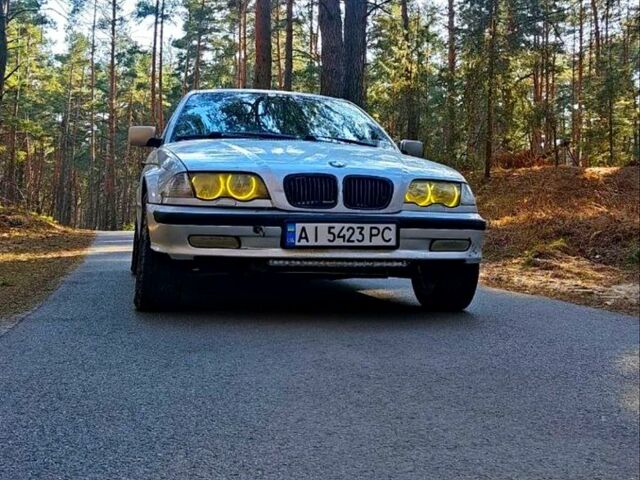 Серый БМВ 3 Серия, объемом двигателя 2 л и пробегом 450 тыс. км за 3300 $, фото 2 на Automoto.ua