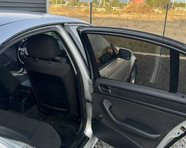 Сірий БМВ 3 Серія, об'ємом двигуна 1.9 л та пробігом 306 тис. км за 3300 $, фото 9 на Automoto.ua