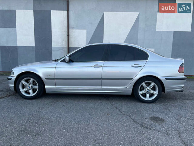 Серый БМВ 3 Серия, объемом двигателя 2.8 л и пробегом 291 тыс. км за 5200 $, фото 1 на Automoto.ua