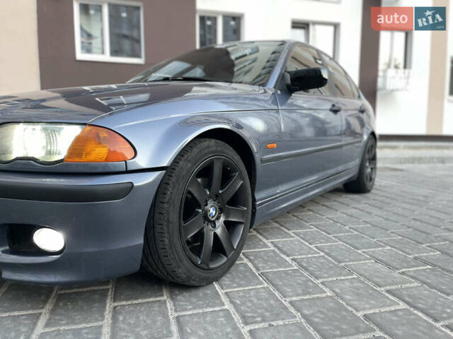 Серый БМВ 3 Серия, объемом двигателя 2 л и пробегом 409 тыс. км за 5600 $, фото 13 на Automoto.ua