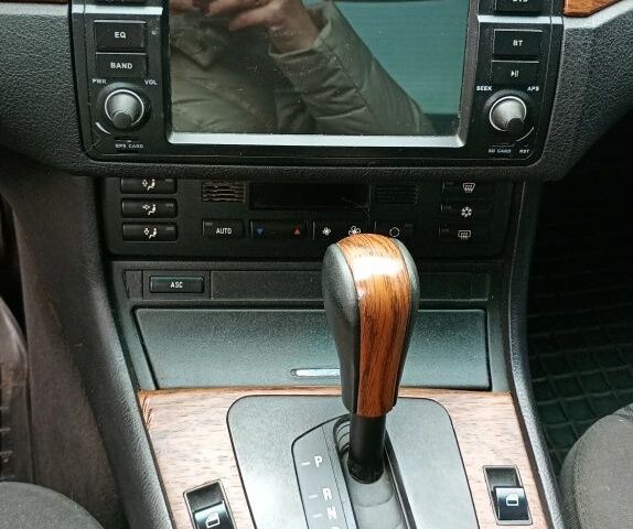 Сірий БМВ 3 Серія, об'ємом двигуна 2 л та пробігом 300 тис. км за 4650 $, фото 5 на Automoto.ua