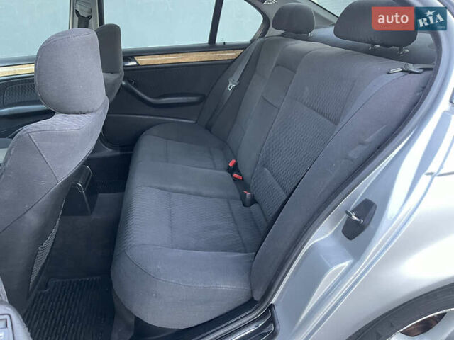 Серый БМВ 3 Серия, объемом двигателя 2.8 л и пробегом 291 тыс. км за 5200 $, фото 20 на Automoto.ua