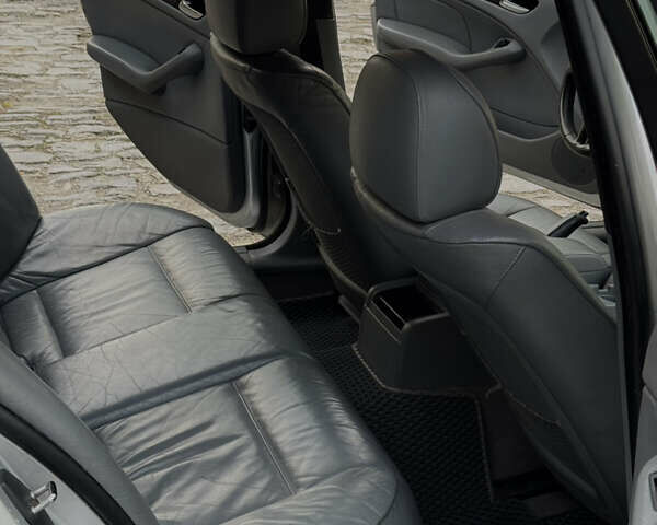 Сірий БМВ 3 Серія, об'ємом двигуна 2.93 л та пробігом 307 тис. км за 6800 $, фото 16 на Automoto.ua