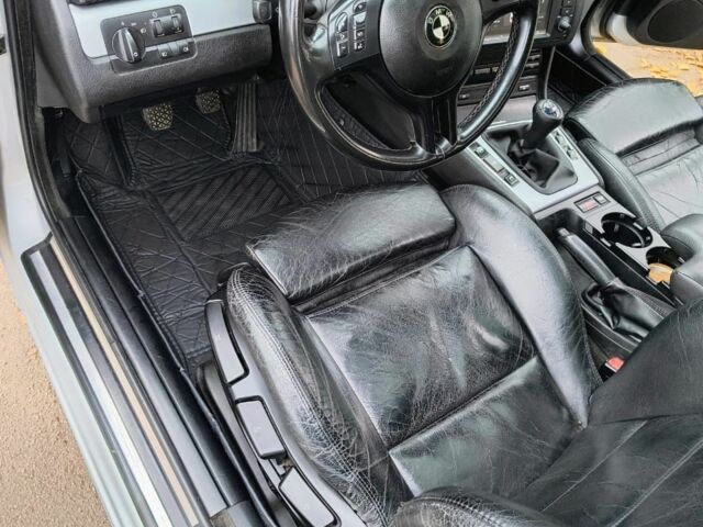 Серый БМВ 3 Серия, объемом двигателя 2.9 л и пробегом 330 тыс. км за 6500 $, фото 4 на Automoto.ua