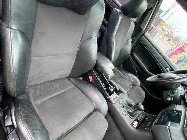 Серый БМВ 3 Серия, объемом двигателя 1.9 л и пробегом 333 тыс. км за 4000 $, фото 7 на Automoto.ua