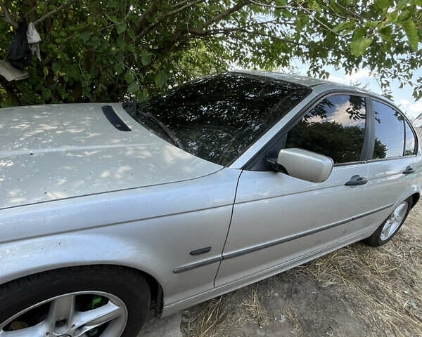 Серый БМВ 3 Серия, объемом двигателя 1.9 л и пробегом 293 тыс. км за 4400 $, фото 4 на Automoto.ua