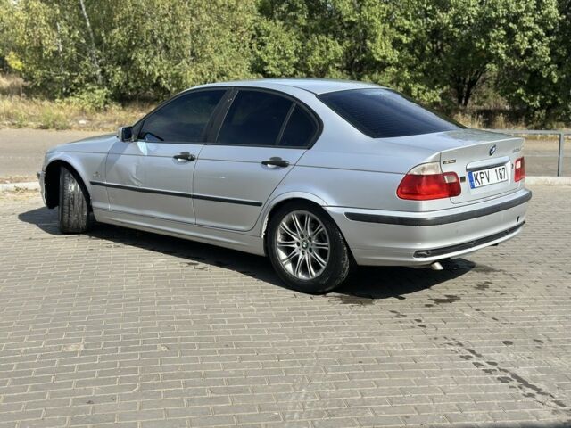 Серый БМВ 3 Серия, объемом двигателя 2 л и пробегом 260 тыс. км за 1800 $, фото 2 на Automoto.ua