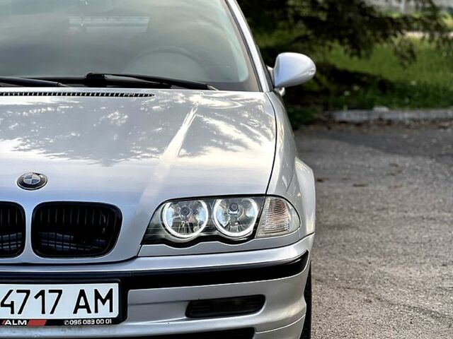 Серый БМВ 3 Серия, объемом двигателя 1.9 л и пробегом 261 тыс. км за 3599 $, фото 1 на Automoto.ua