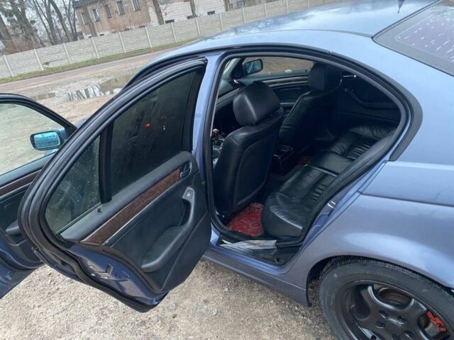 Серый БМВ 3 Серия, объемом двигателя 2 л и пробегом 458 тыс. км за 3800 $, фото 11 на Automoto.ua