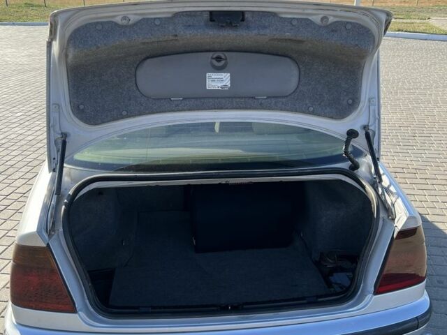 Сірий БМВ 3 Серія, об'ємом двигуна 0 л та пробігом 357 тис. км за 2500 $, фото 9 на Automoto.ua