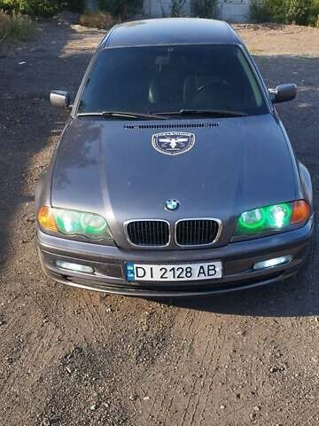 Серый БМВ 3 Серия, объемом двигателя 2 л и пробегом 400 тыс. км за 5550 $, фото 11 на Automoto.ua