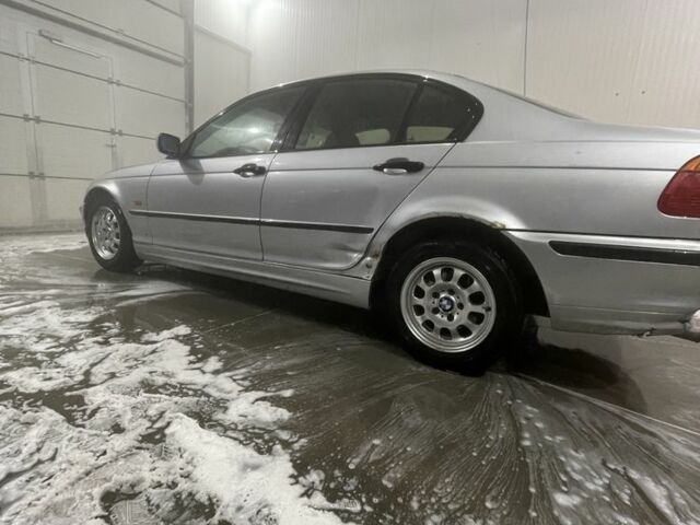 Серый БМВ 3 Серия, объемом двигателя 1.9 л и пробегом 315 тыс. км за 3100 $, фото 3 на Automoto.ua