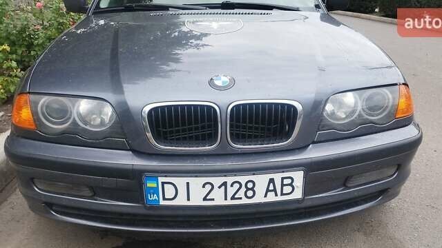 Серый БМВ 3 Серия, объемом двигателя 2 л и пробегом 400 тыс. км за 5550 $, фото 8 на Automoto.ua