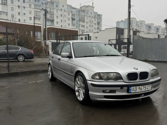 Серый БМВ 3 Серия, объемом двигателя 2 л и пробегом 330 тыс. км за 3800 $, фото 1 на Automoto.ua