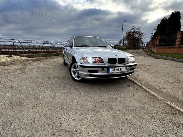 Серый БМВ 3 Серия, объемом двигателя 2 л и пробегом 0 тыс. км за 4400 $, фото 1 на Automoto.ua