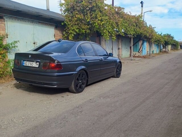 Серый БМВ 3 Серия, объемом двигателя 2.9 л и пробегом 318 тыс. км за 5800 $, фото 2 на Automoto.ua