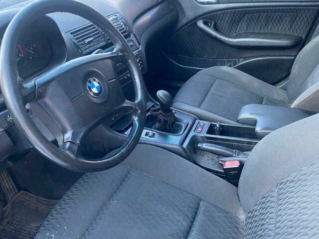 Серый БМВ 3 Серия, объемом двигателя 2 л и пробегом 300 тыс. км за 2000 $, фото 4 на Automoto.ua