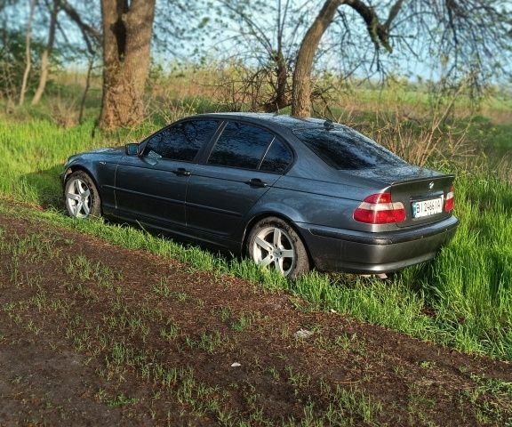 Серый БМВ 3 Серия, объемом двигателя 2 л и пробегом 287 тыс. км за 5200 $, фото 16 на Automoto.ua